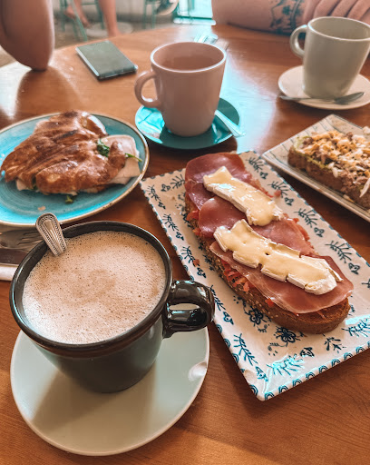 Urraca café - Visual