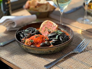 Photo n°73 de Maison Benezech - Restaurant Le Grand Bleu à Bouzigues (Restaurant de fruits de mer)