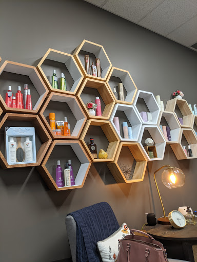 Pinnacle Salons - Visual