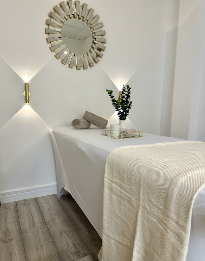 Natalie's Beauty & Training