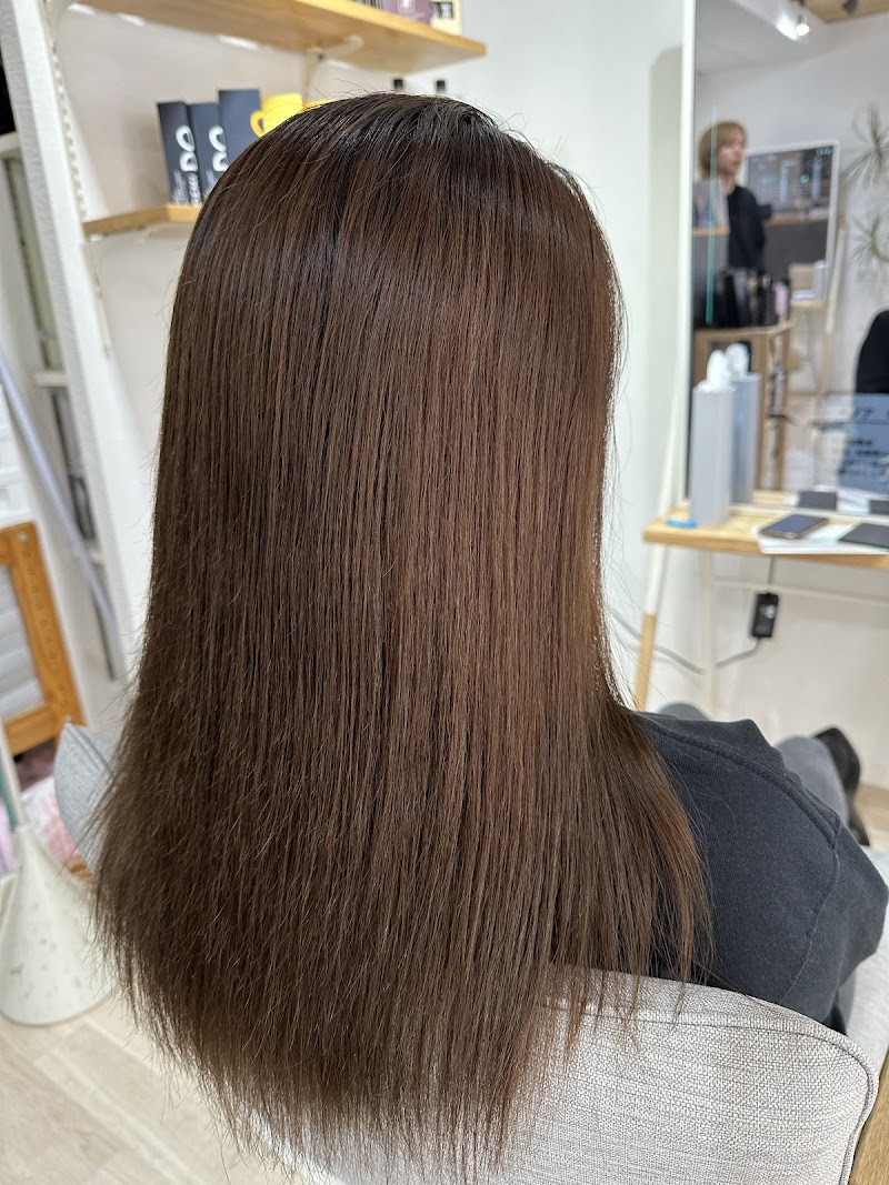 Aimer Hair Design Lewis/弘前市/縮毛矯正/白髪ぼかし/髪質改善