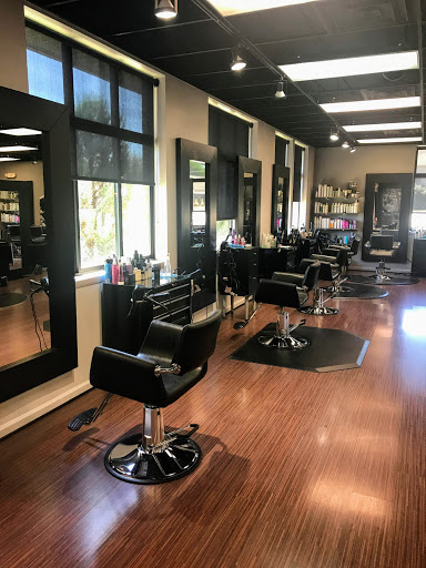 Christophers Hair and Nails - Thumbnail