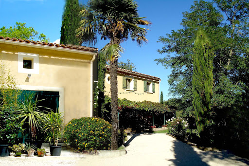 Photo de Lagrange Vacances - Les Mazets de Gaujac à Gaujac (30330)