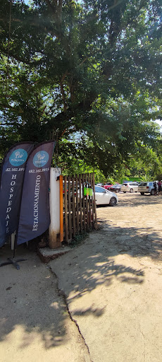 Estacionamiento "Rio Turquesa"