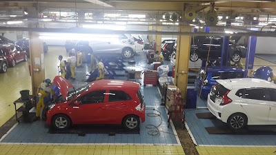 Photos of Honda Sanggar Laut Selatan