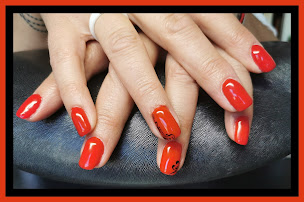 Photo n°16 de Kiss'R Nails à Knutange (Institut de beauté)
