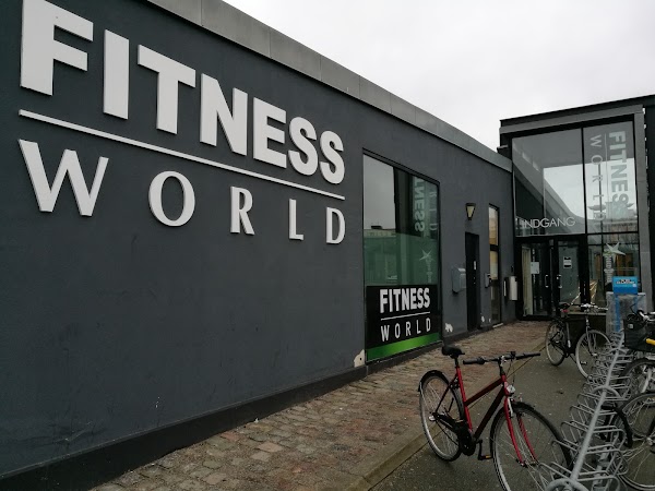 Fitness World - Århus V., + 45 50 60 61 28, Viborgvej 155, Aarhus Danmark