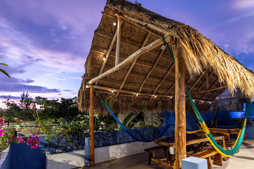 CasaBella- Private Villa-6 MasterBedroom 6 Bath/Shower. Beach walking distance