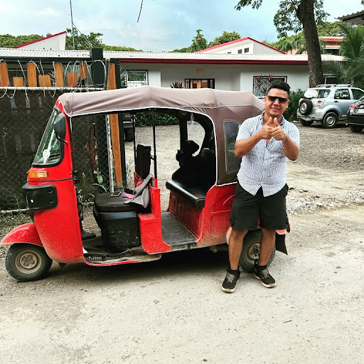 Tuk tuk jonhny go