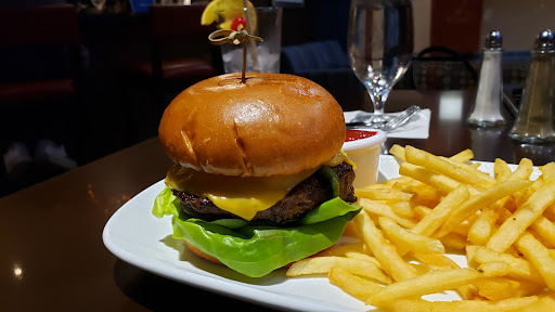 WhiteCaps Drinks + Eats - Visual