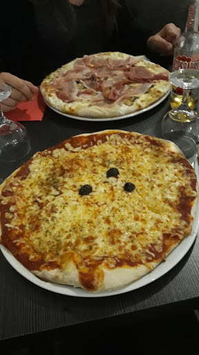 Photo 2 - Burger & Co