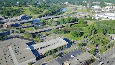 Veterans Memorial Bridge