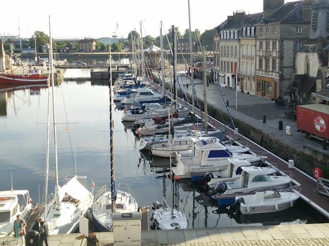Vieux Bassin