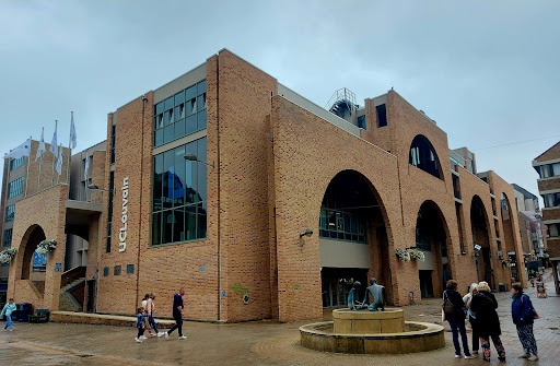 UCLouvain - Visual