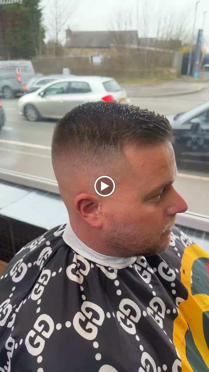 Hot Towel Barbers photo 3