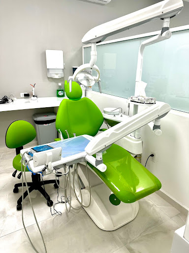 CR Dental Clinic Nogales