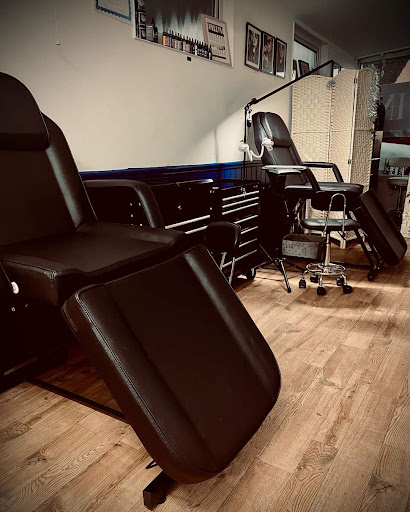 Island Inx Tattoo and Body Piercing Studio - Thumbnail