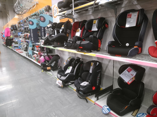 Halfords - Corby - Visual
