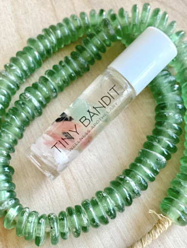 TINY BANDIT - Visual