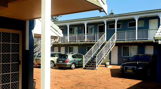 Emu Park Holiday Lodge Motel - Thumbnail
