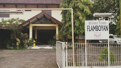Photos of Wisma Flamboyan