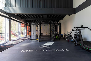 Photo n°2 de Metabolik Social Sports Club Fontainebleau à Samois-sur-Seine (Boutique de produits de nutrition sportive)