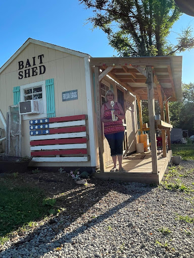 Bait Shed - Visual