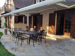 Photo n°1 de Galaxie Stores et Fermetures SARL à Châtillon-la-Borde (Fournisseur de fenêtres)