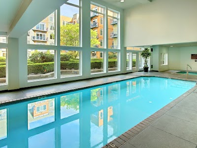 City Water View Oasis + Pool & Gym in Heart of Seattle