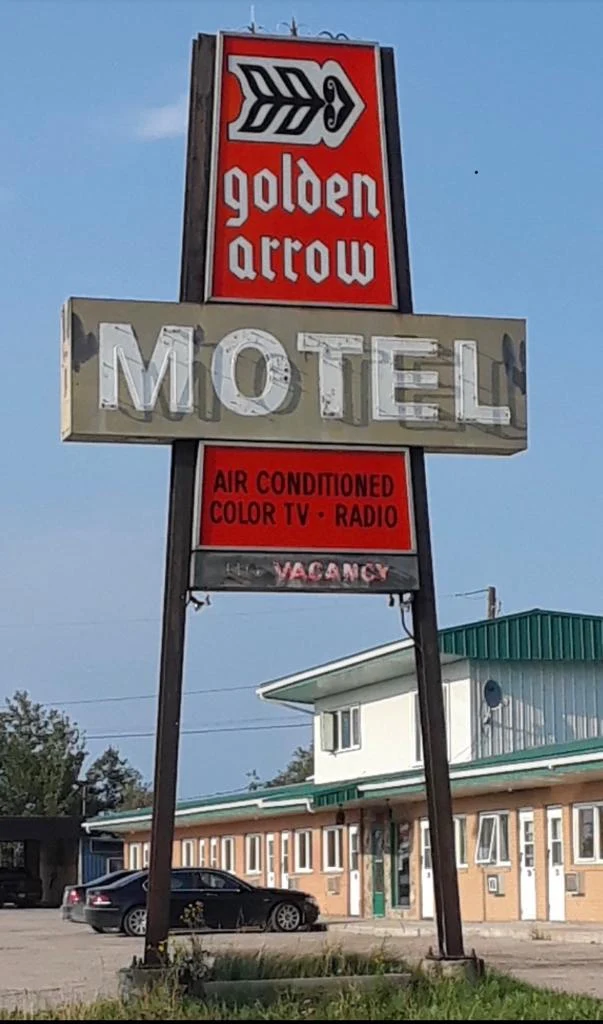 Golden Arrow Motel