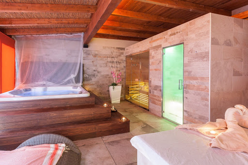 Private Luxury SPA