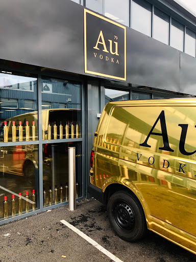 Au Vodka Logo