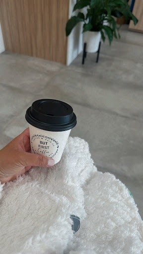 Coffee & Hair Co. Kendall Blow Dry Bar - Thumbnail