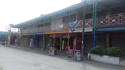 Photos of MALL TABACAL
