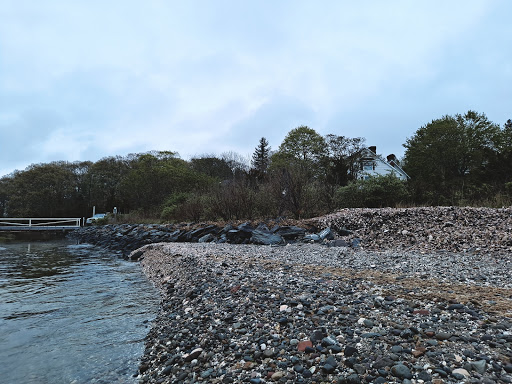 Daunis Rd Waterfront Public Access Point Gallery - United States
