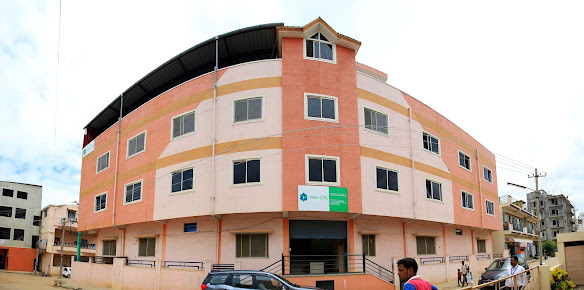 Af1qipn4wnpxacwn3vpgsomjksz0sw4srew3lovdaiml=s584 K No