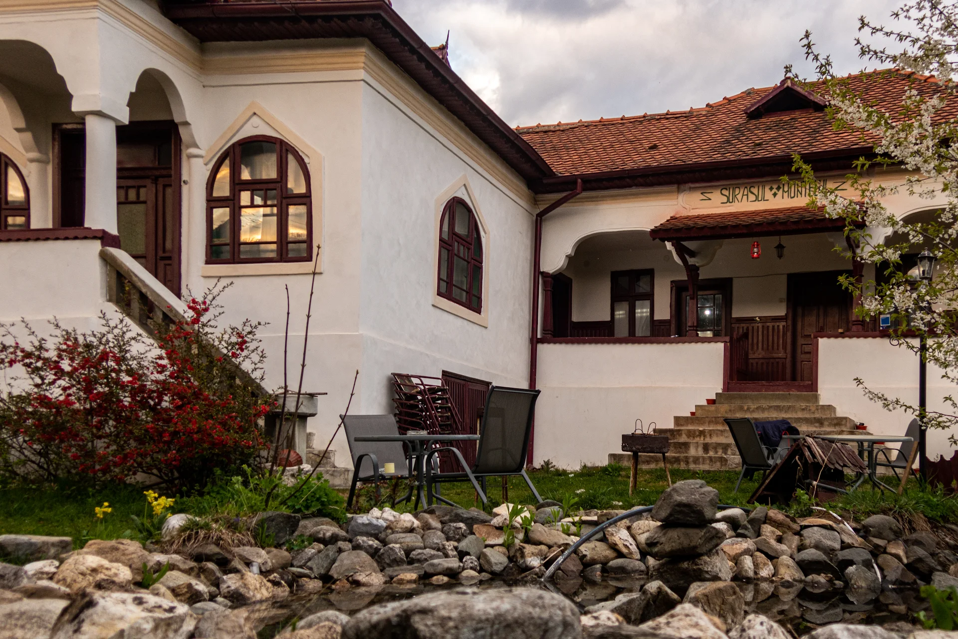 SURÂSUL MUNTELUI