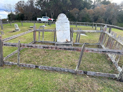 Toragy Point Lookout & Graveyard - Thumbnail