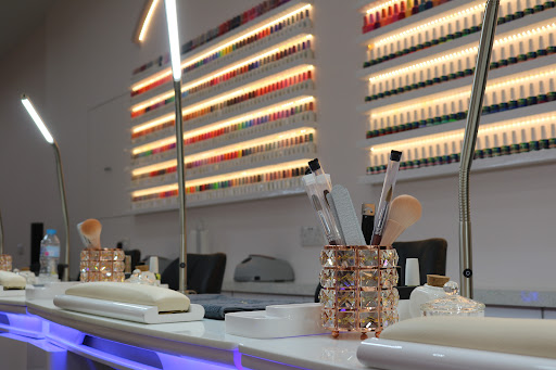 Em Nails and Pedi Spa Derby