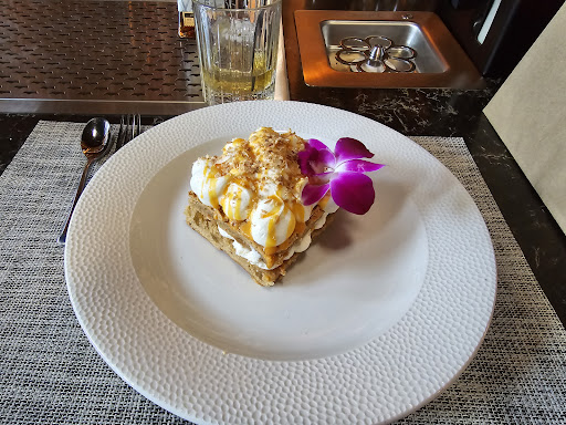 Elliott's Steakhouse - Thumbnail