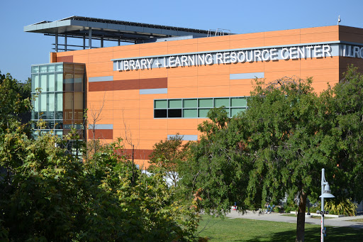 Los Angeles Harbor College Library