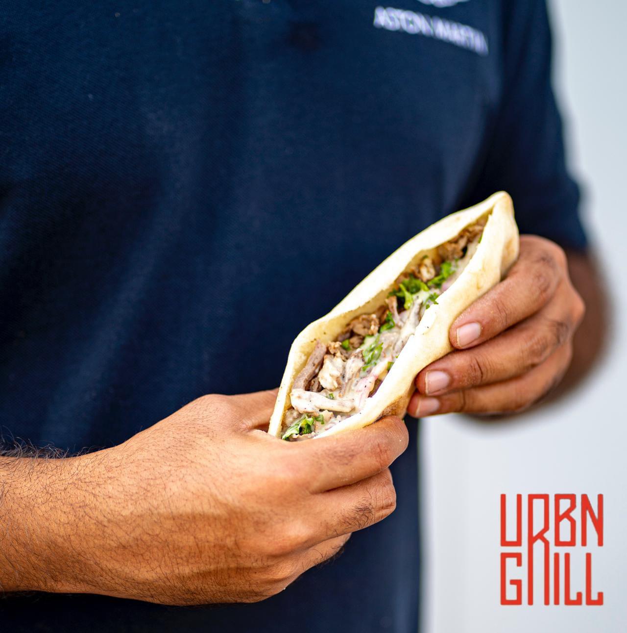 شاورما اشبيليا - Food truck - صورة 5