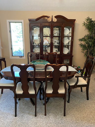 Sue's Furniture Gallery - United States