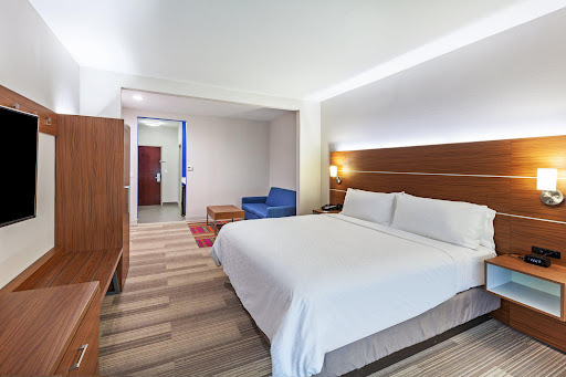 Holiday Inn Express & Suites Orange, an IHG Hotel - Thumbnail