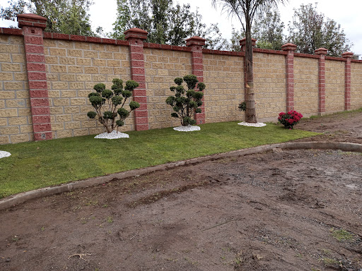 Jardinería "FLORES"" mantenimiento y decoración - Thumbnail