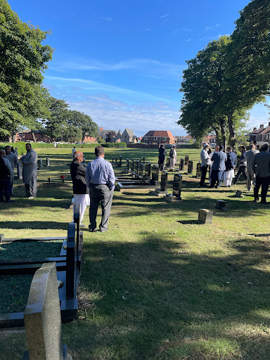 Mere Knolls Cemetery - Thumbnail