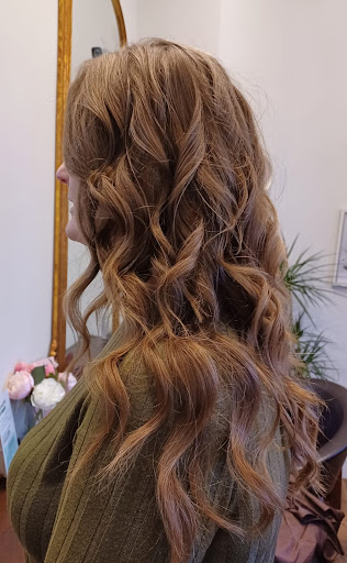 The Cloisters Salon - Thumbnail