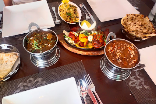 7 Spices Indian Restaurant Hindú - Thumbnail