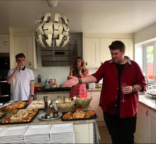 Hareraising Cakes - Thumbnail