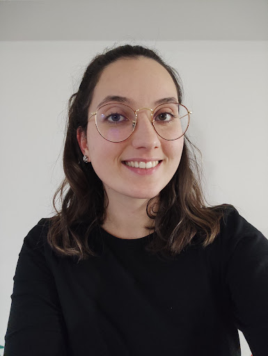 JULIE OWCZARZAK